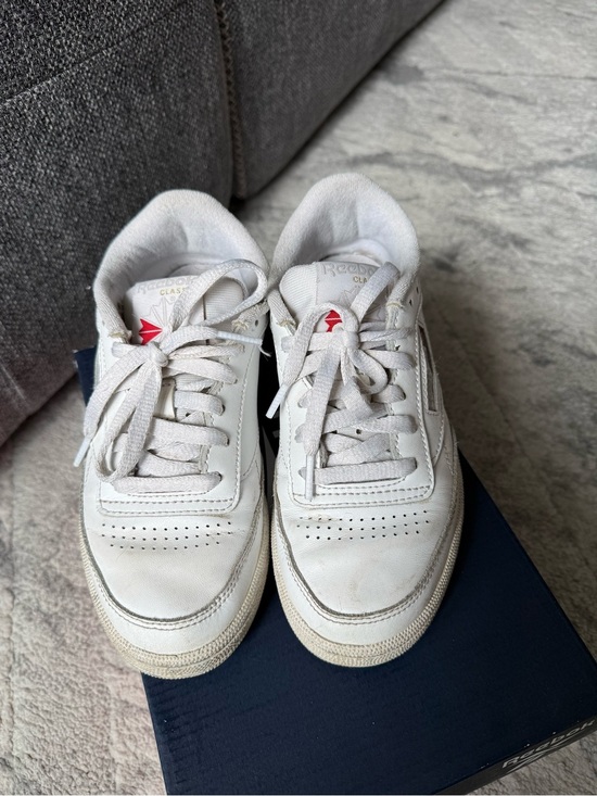 Reebok Shoes - Reebok White Leather Low-Top Sneakers
